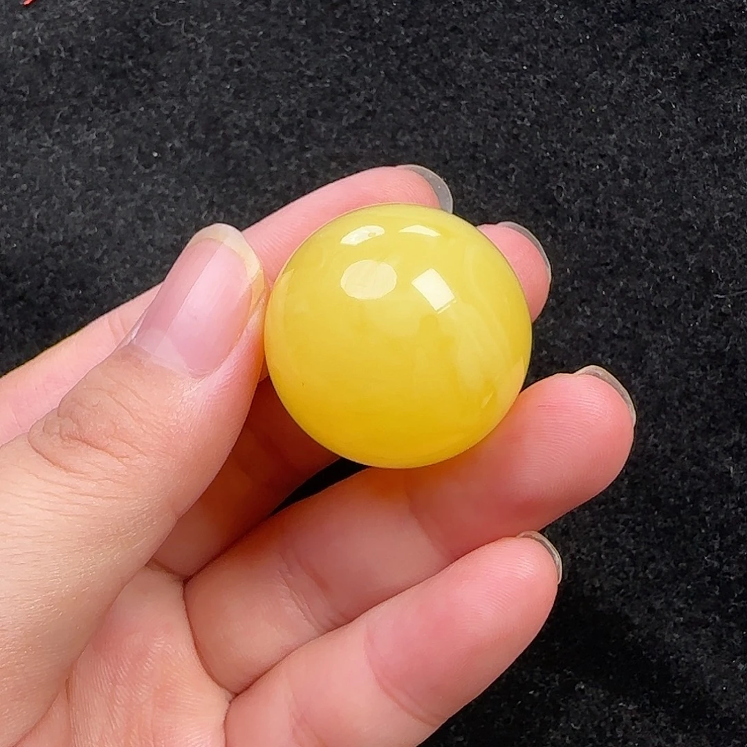 蜜蜡未镶嵌珠宝奇石