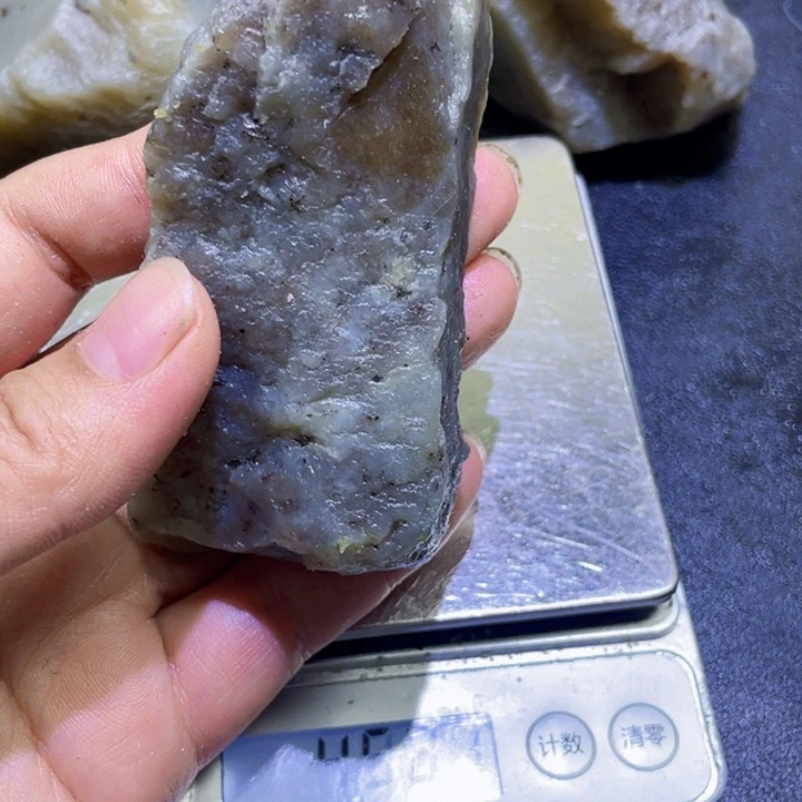 未镶嵌和田玉珠宝半成品