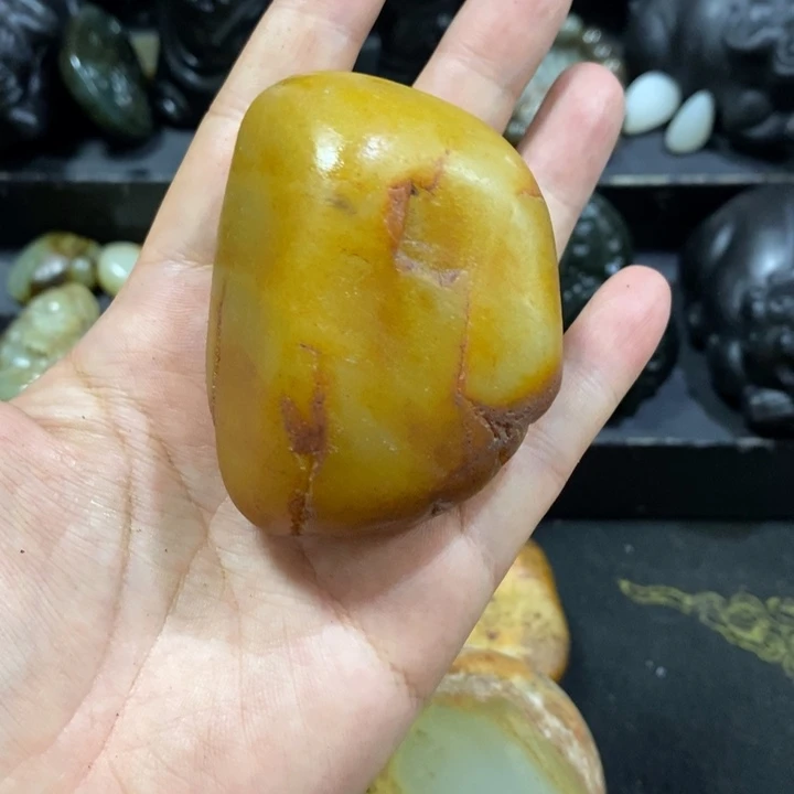 寒***隐未镶嵌和田玉（糖玉）挂件