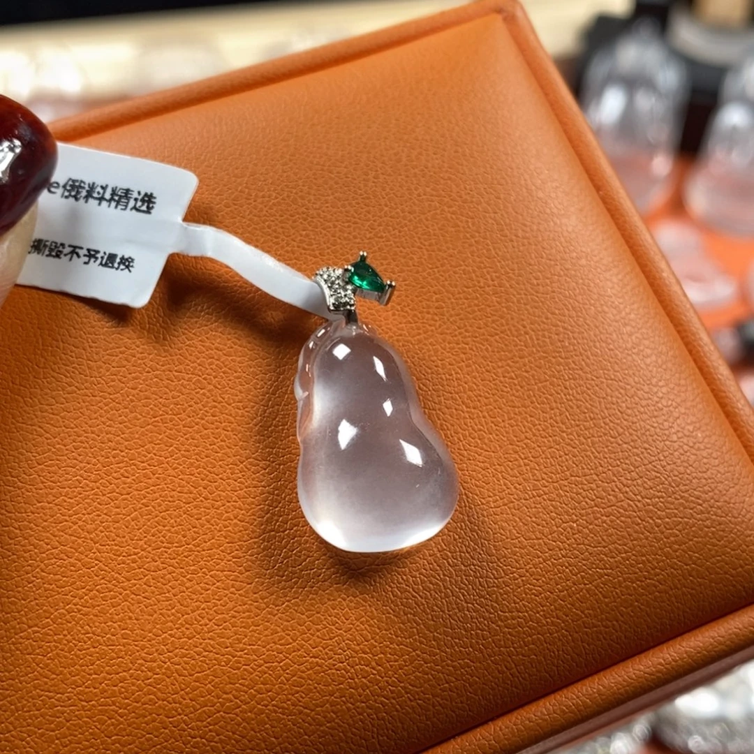 石英质玉银S925镶嵌颈饰黑钢福瓜