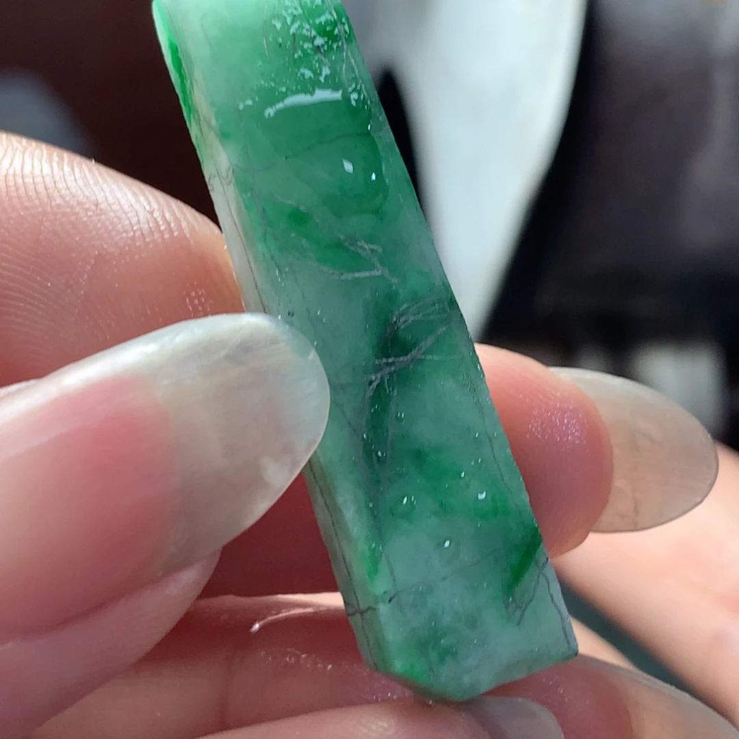 未镶嵌定制翡翠翡翠