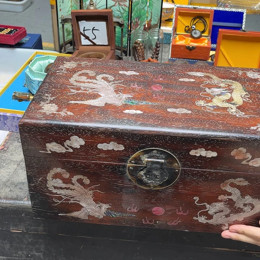 大叶紫檀（黑酸枝木类）