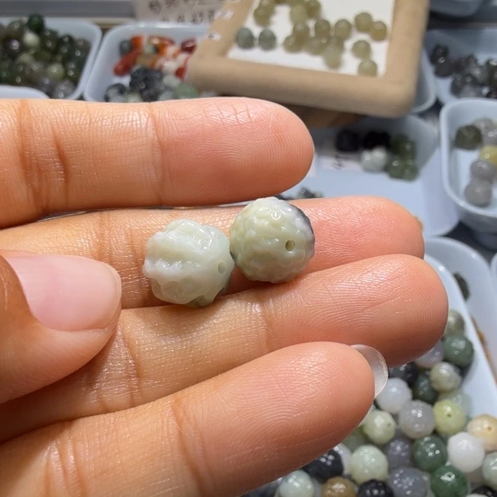 随***缘和田玉未镶嵌珠宝半成品