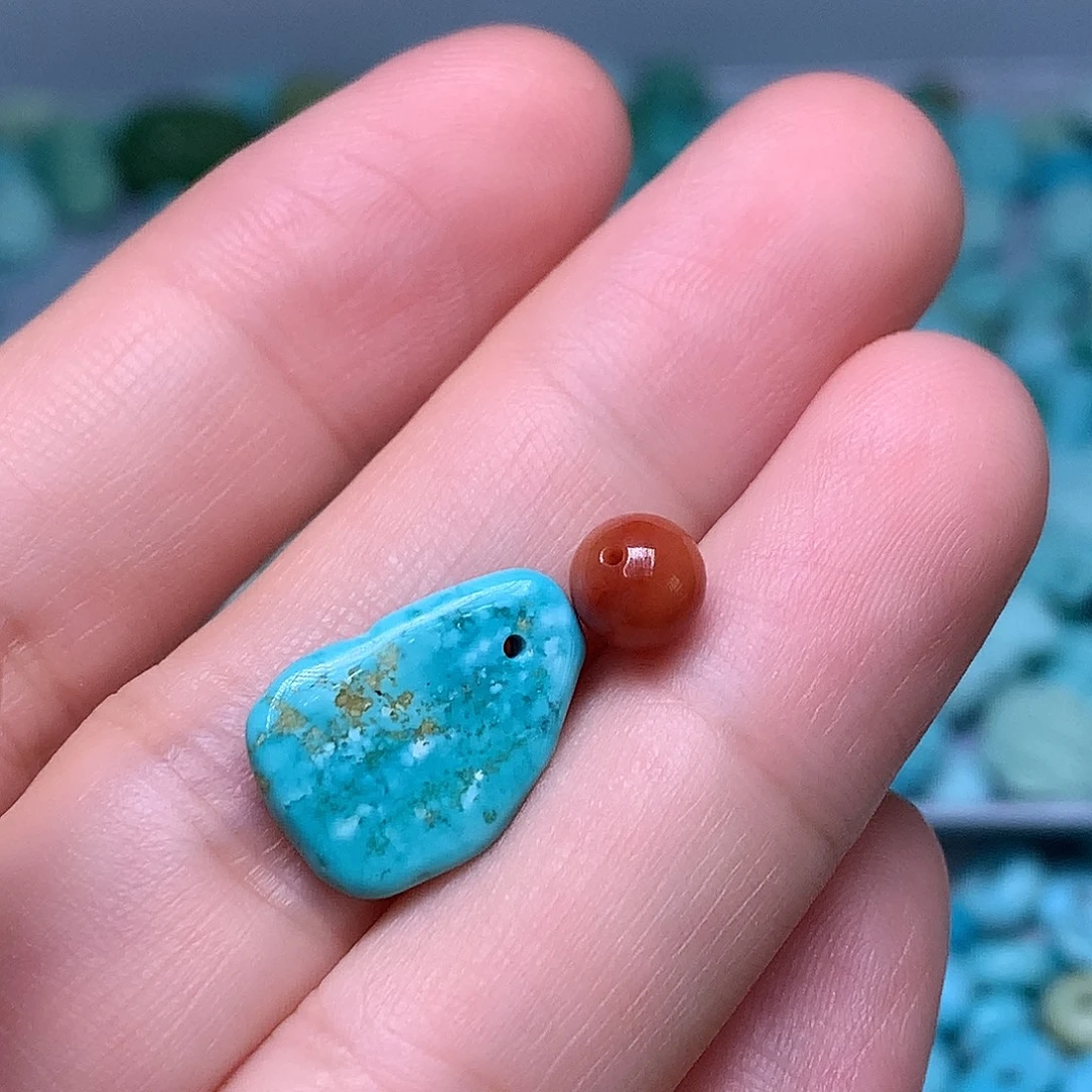 南红玛瑙未镶嵌珠宝奇石