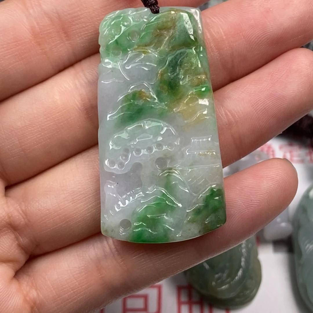 翡翠未镶嵌颈饰翡翠