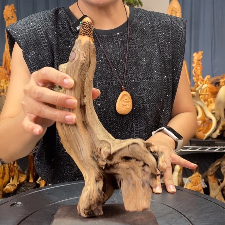 柏木（崖柏）随型摆件