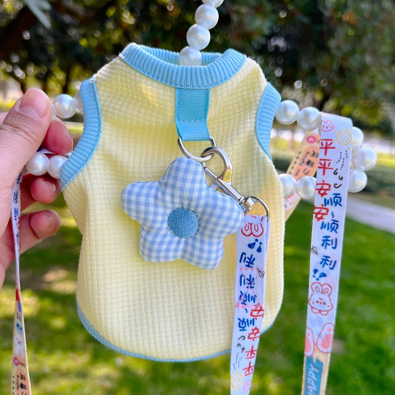 猫咪狗狗衣服春秋夏宠物英短蓝猫防掉毛透气可牵引泰迪比熊背心