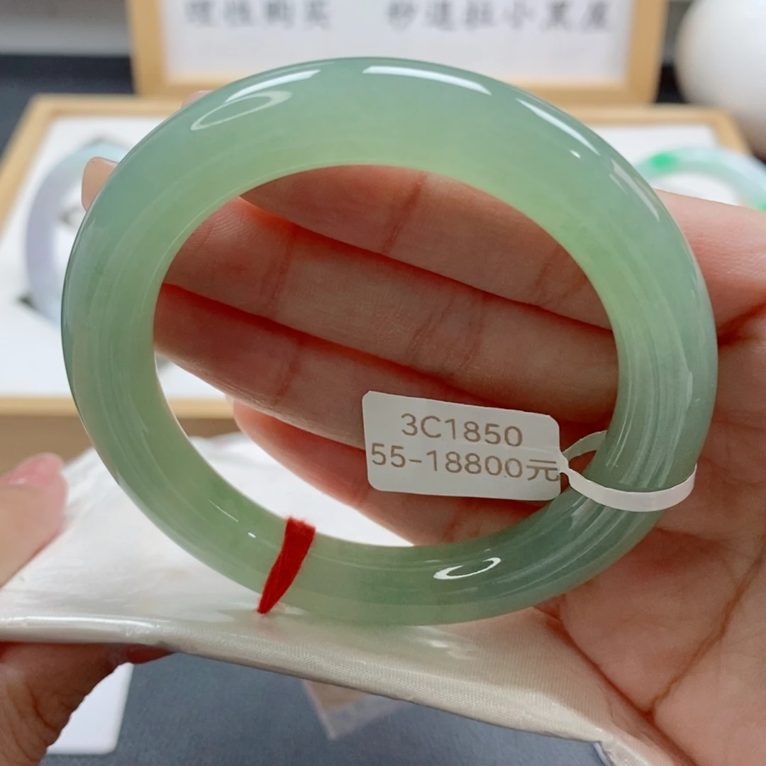 翡翠未镶嵌手镯天然A货翡翠手镯