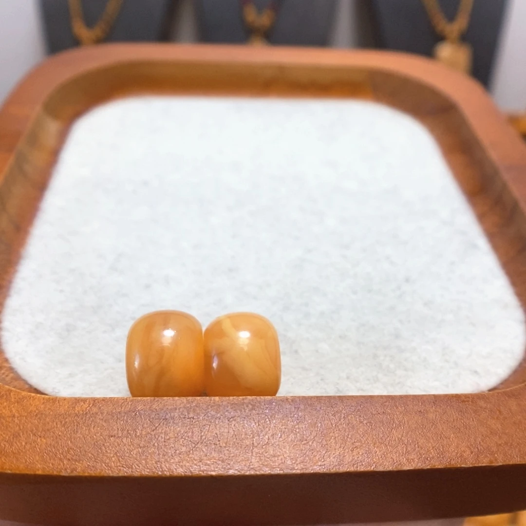 萱***2未镶嵌蜜蜡裸石配饰