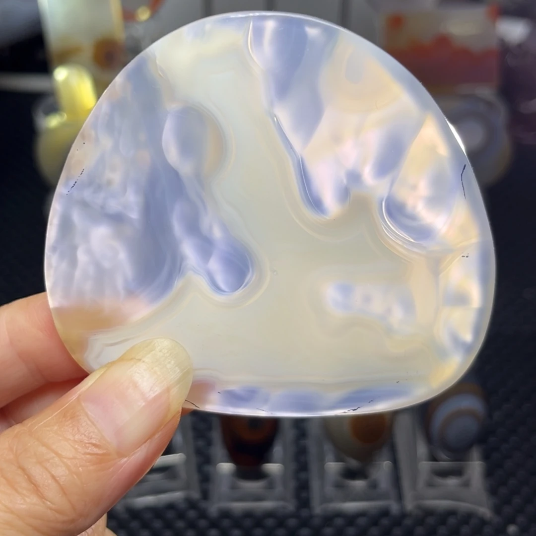 未镶嵌颈饰玛瑙/玉髓水**色