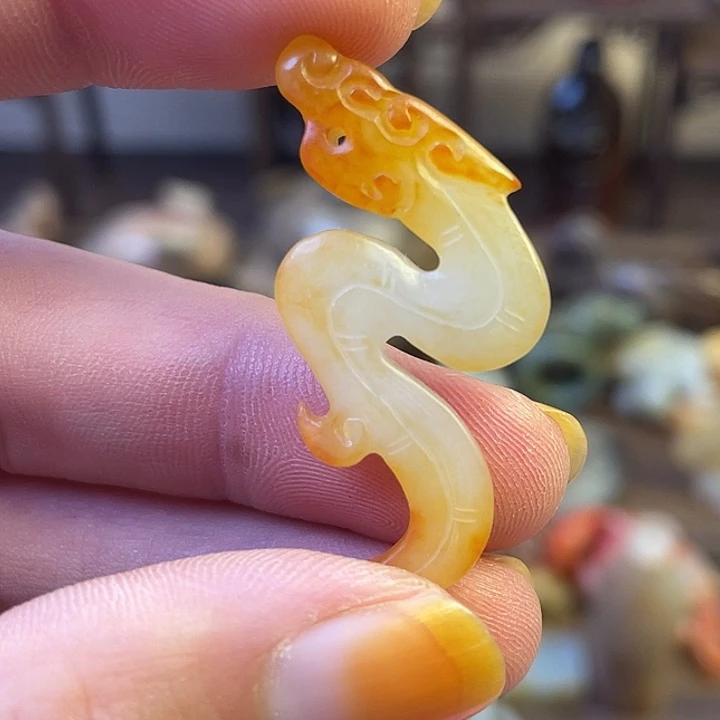未镶嵌和田玉（糖玉）挂件