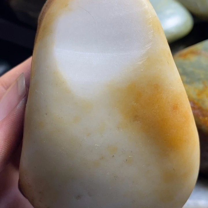 未镶嵌和田玉（糖玉）挂件