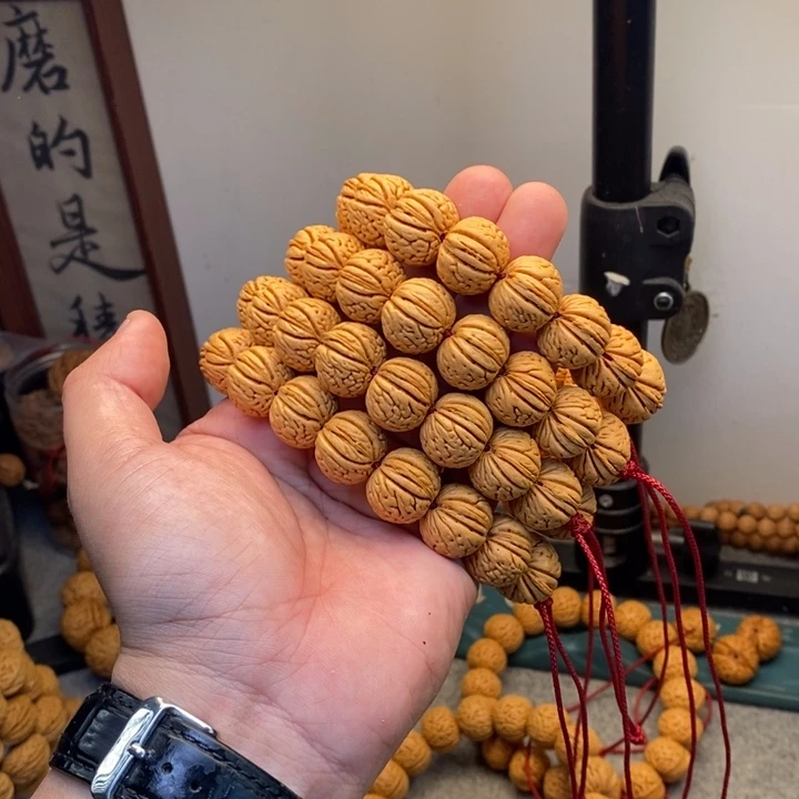 桃核吊坠灯笼桃核毕业串