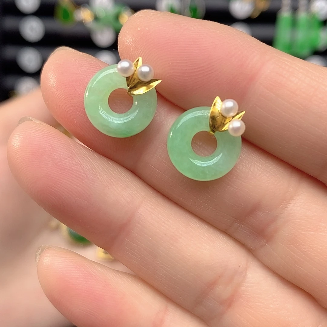 翡翠18K金镶嵌耳饰