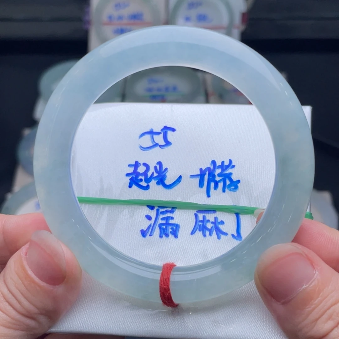 翡翠未镶嵌手镯翡翠手镯15