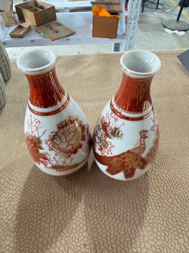 老九谷德利花入赤绘描金2只14*7cm