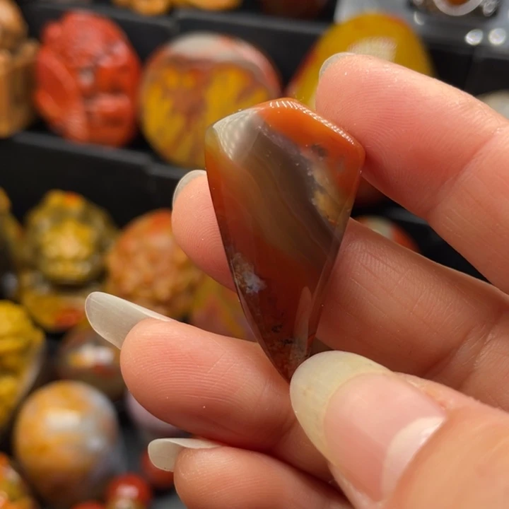 玛瑙/玉髓未镶嵌颈饰