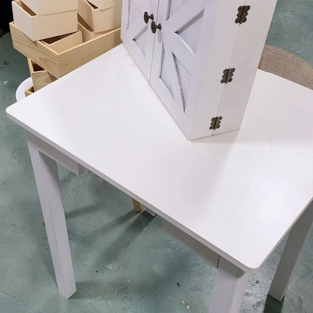 【闪购商品】塑料翻盖这是编号060