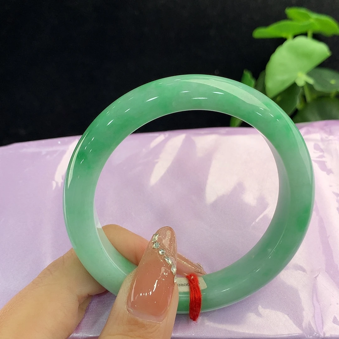 翡翠手镯未镶嵌正57