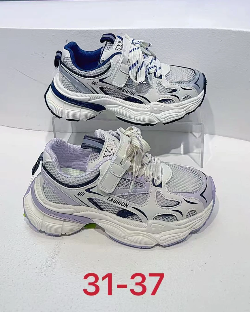 轻巧舒适防滑耐磨透气回弹性好时尚潮流跑步鞋老爹鞋男女童