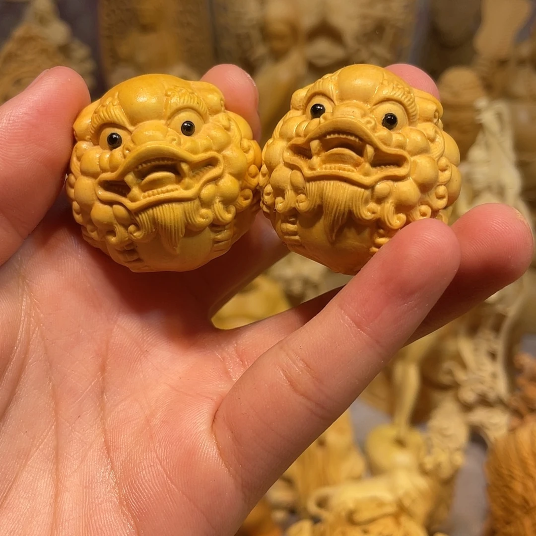 黄杨木瑕疵手球一对