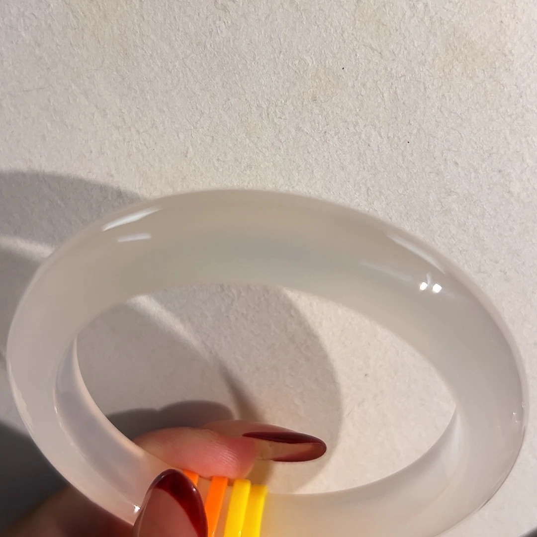 哦***7手镯玛瑙/玉髓未镶嵌