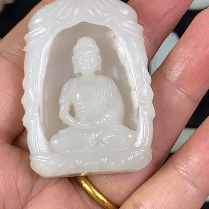 博***业和田玉未镶嵌挂件