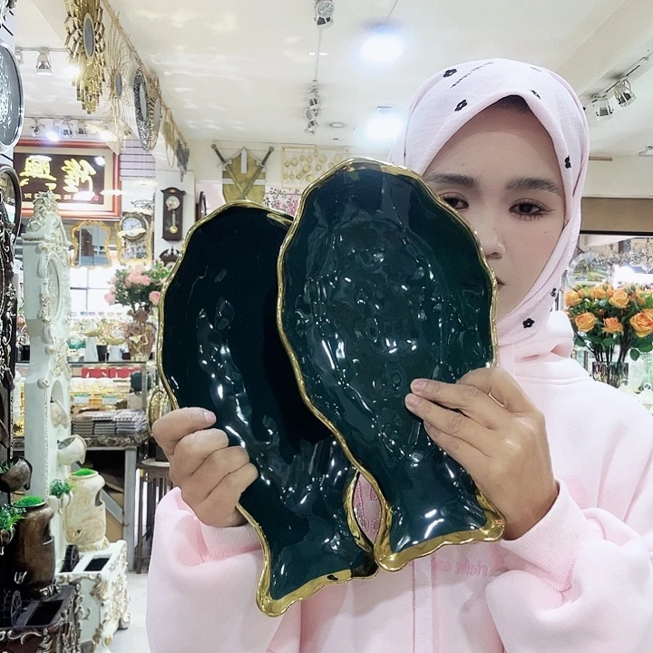 陶瓷工艺鱼盘中号2个