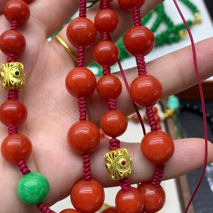 翡翠未镶嵌颈饰吊坠