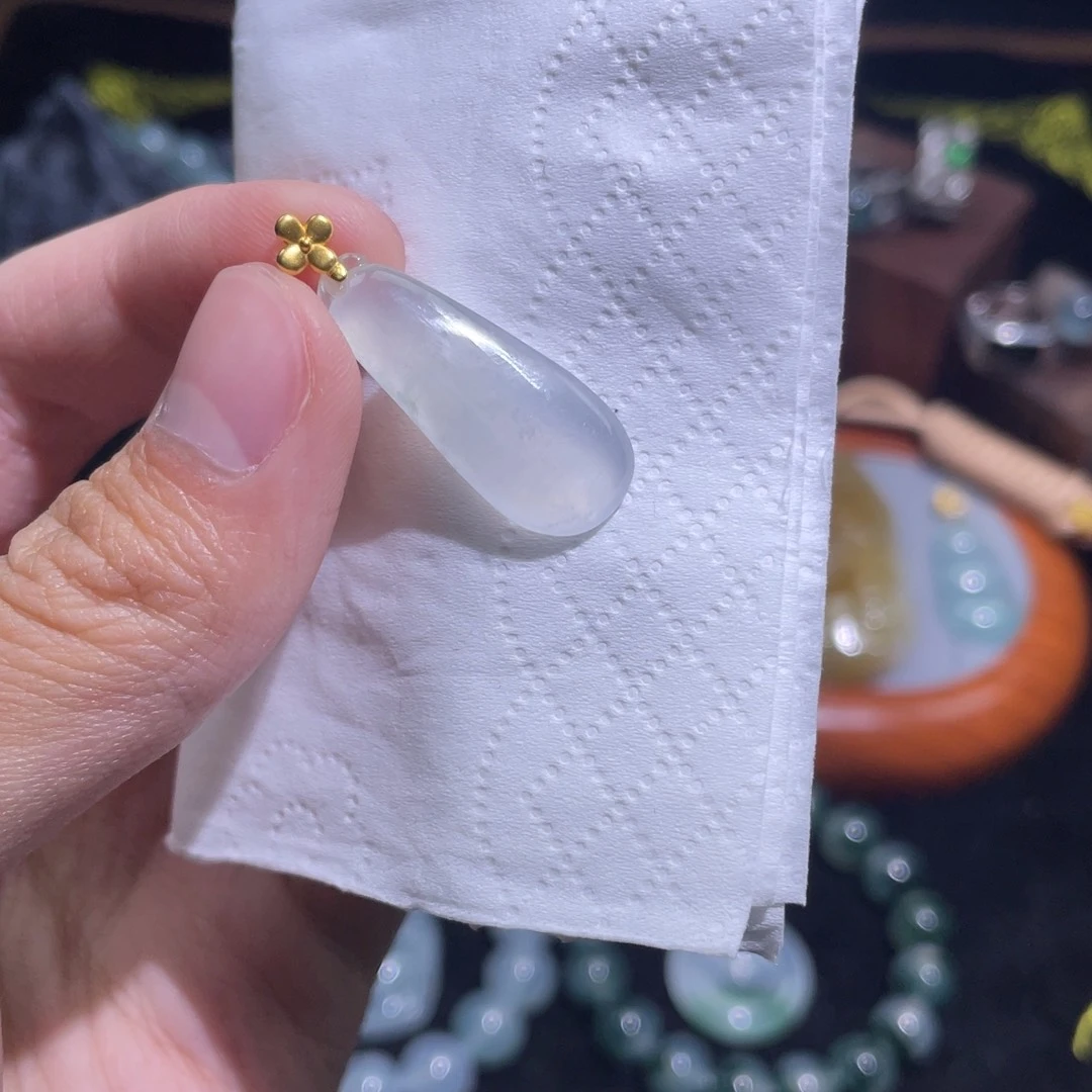 定制翡翠18K金镶嵌吊坠