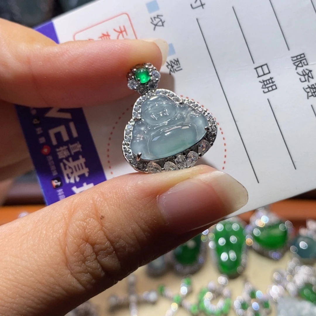 颈饰未镶嵌翡翠翡翠