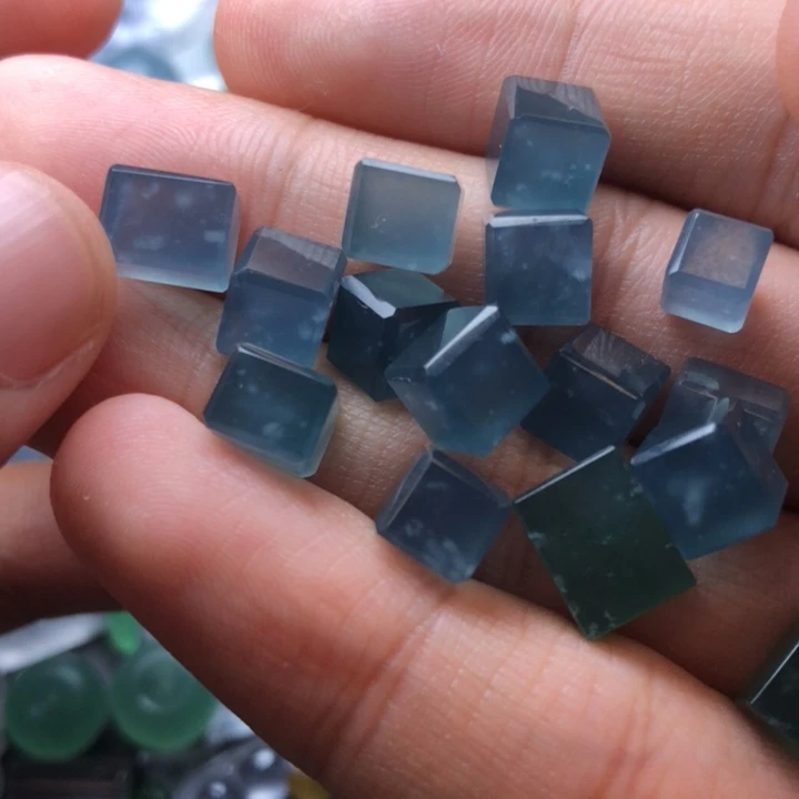 未镶嵌定制翡翠挂件