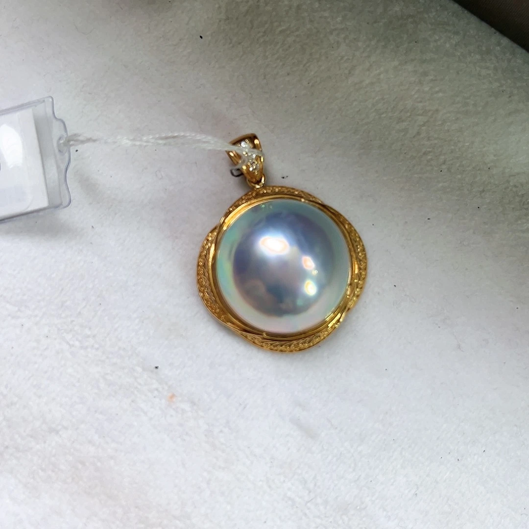 18K金镶嵌拼合珍珠（马贝珠）颈饰仙境27