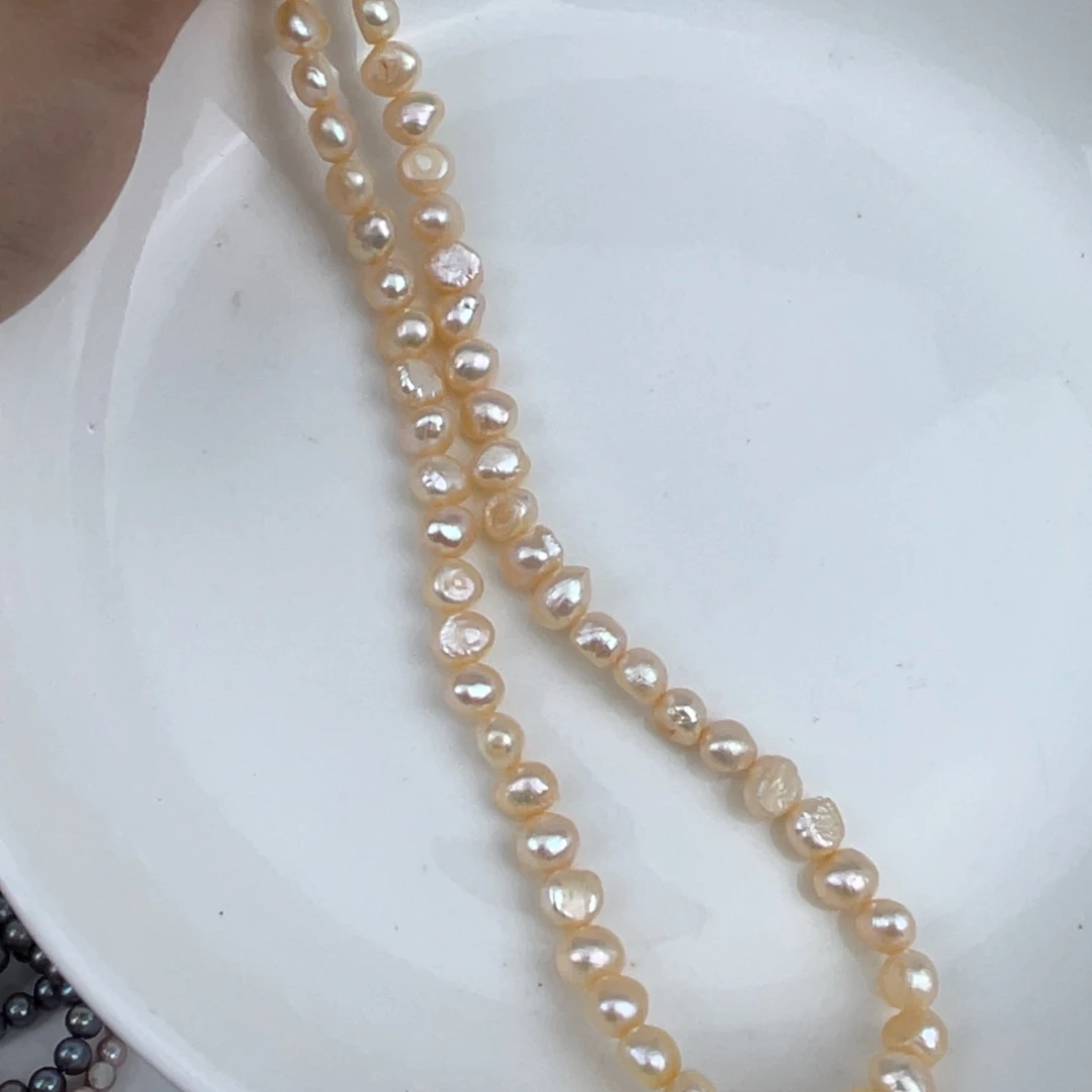 颈饰未镶嵌淡水珍珠