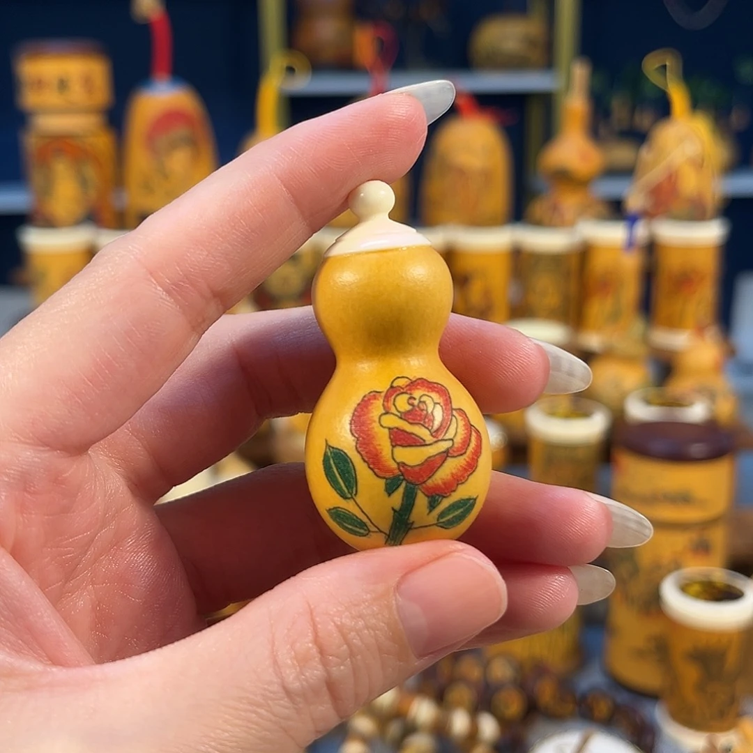 大叶紫檀（黑酸枝木类）