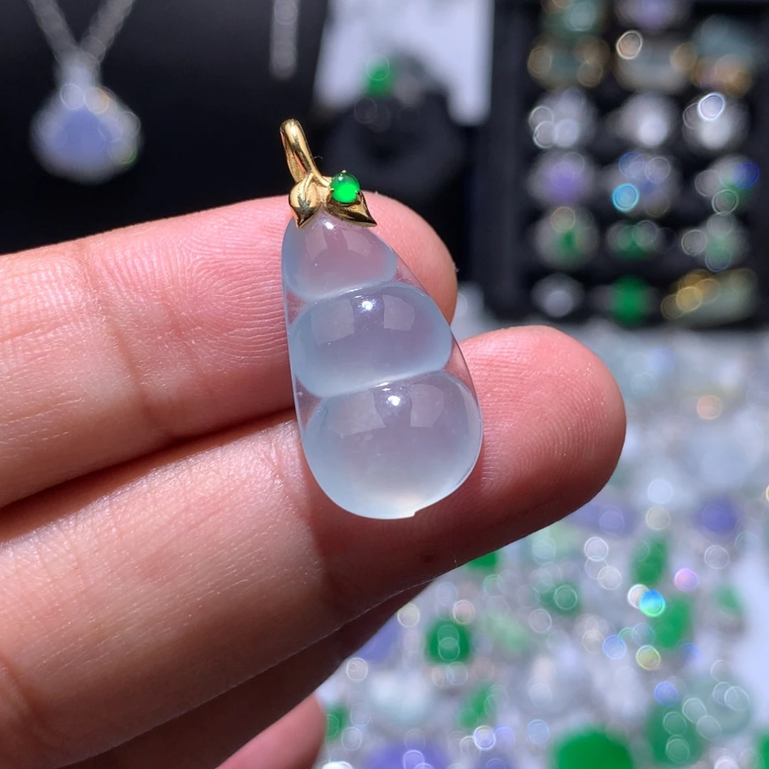 何***宝翡翠18K金镶嵌吊坠(赠链)