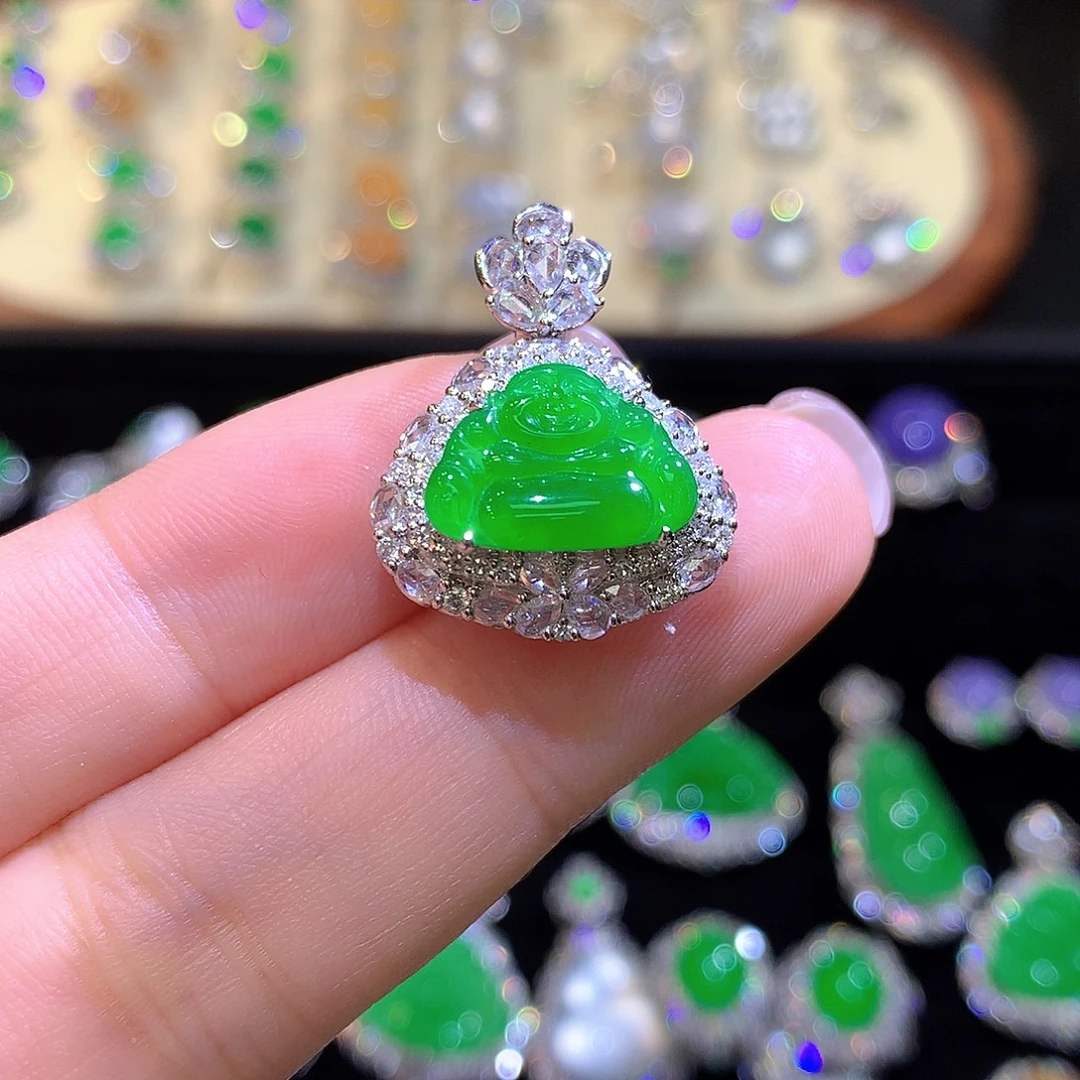 翡翠18K金镶嵌颈饰高冰满绿正阳绿弥勒佛一刀切