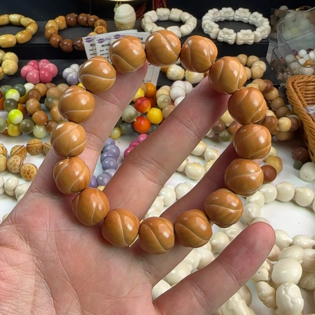 吊坠菩提根/象牙果猴头扭扭珠一串