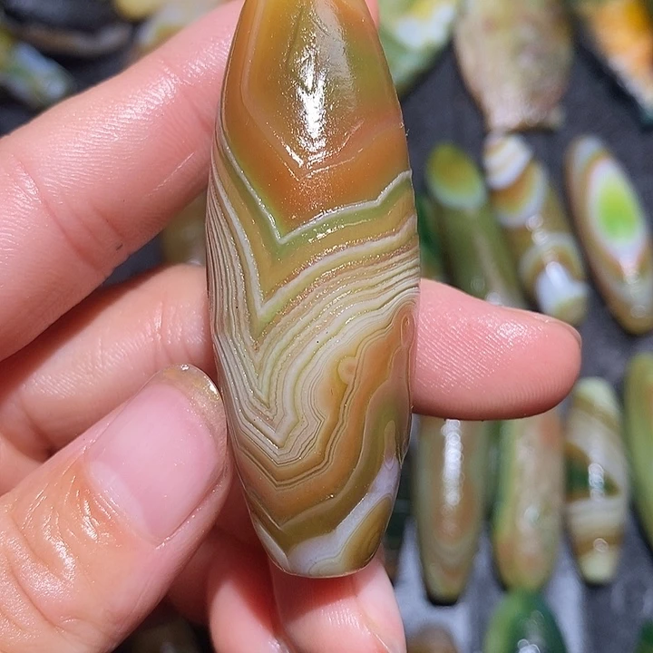 好***卷玛瑙/玉髓合金颈饰