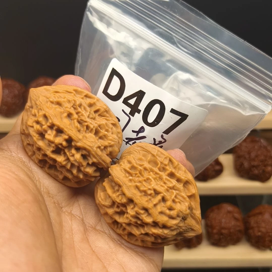 文玩核桃把件37老鸡d407