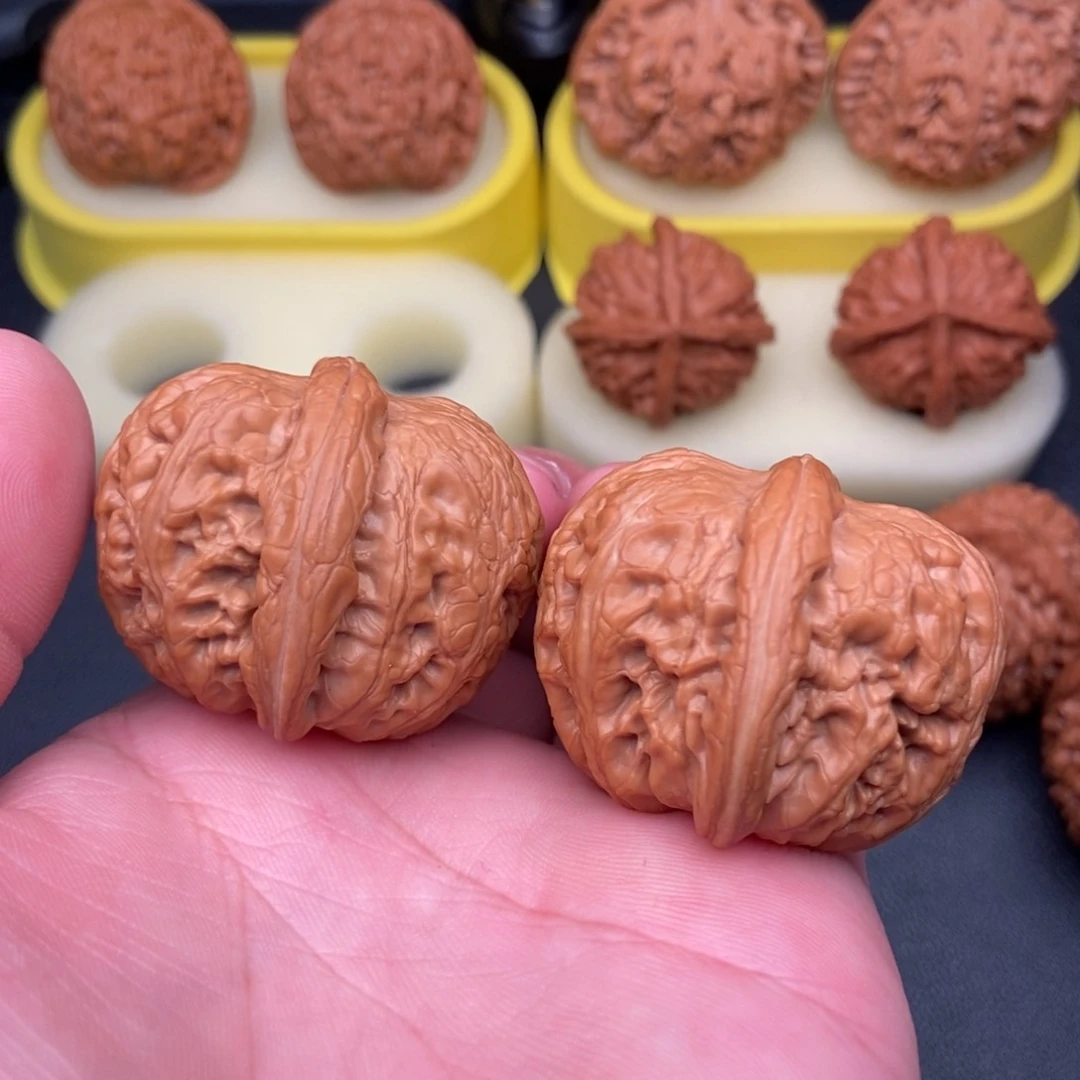 文玩核桃把件平谷翘头元宝41