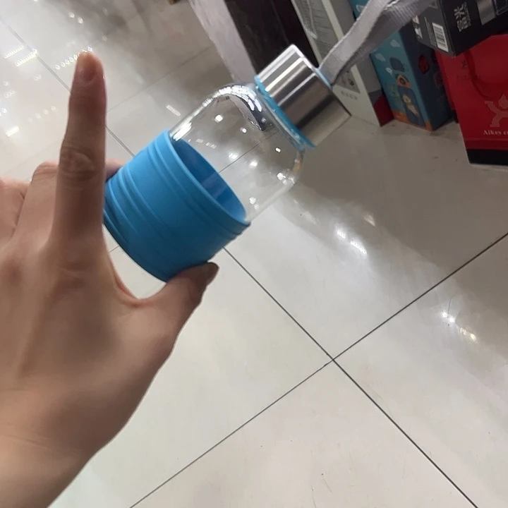 富运动瓶360ml 单层烫手。。