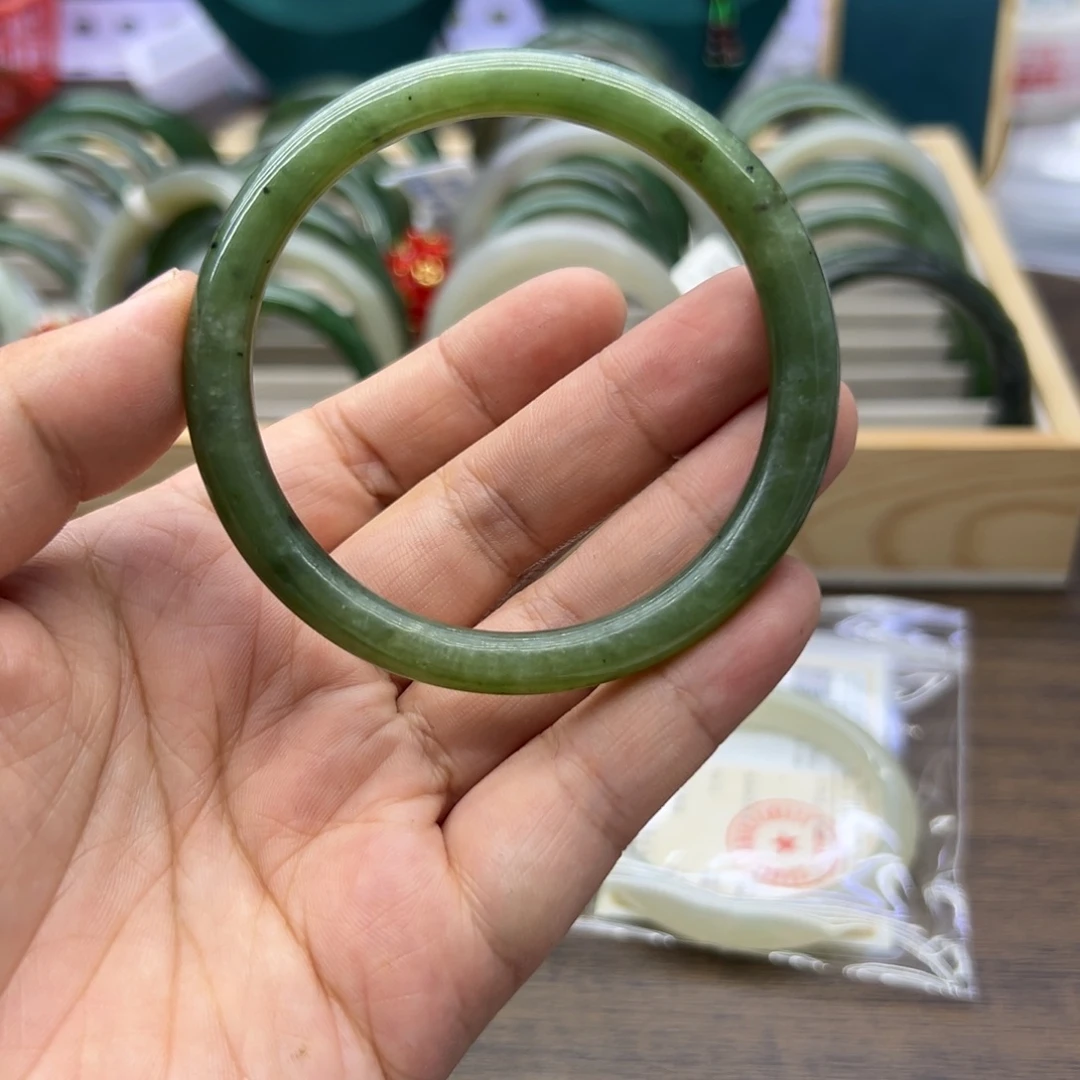 和田玉未镶嵌手镯57.5圈围16