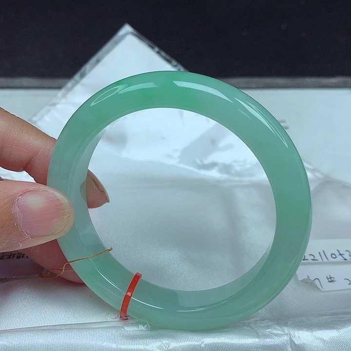 翡翠未镶嵌手镯57圈3077