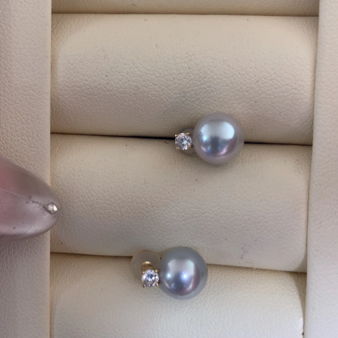 18K金镶嵌耳饰海水珍珠
