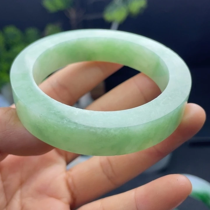 定制翡翠不退不换未镶嵌