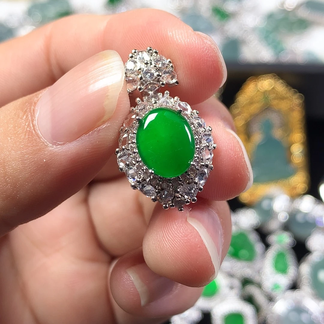 翡翠未镶嵌吊坠(不含链)