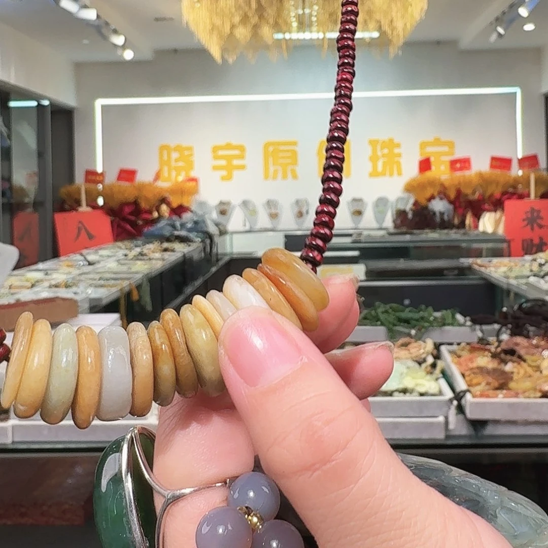 和田玉未镶嵌戒指