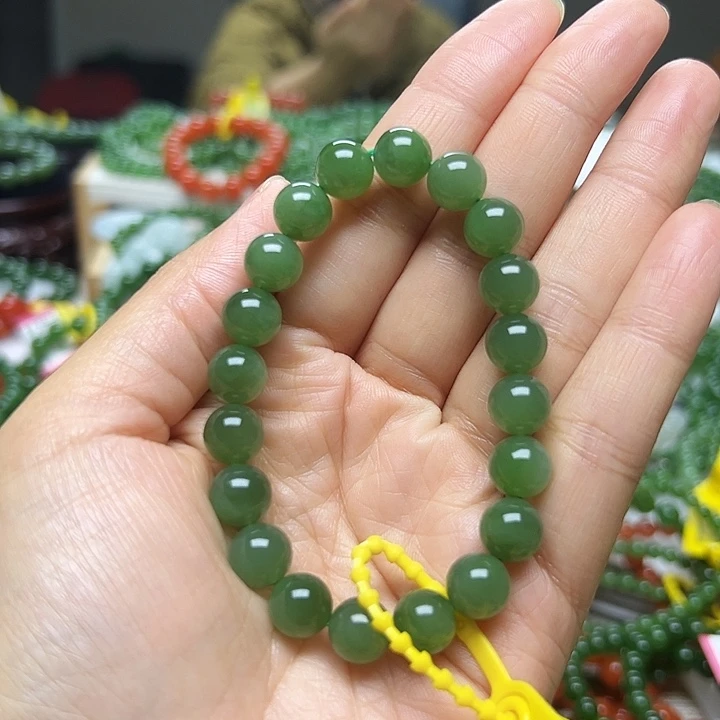 和田玉（碧玉）未镶嵌手链