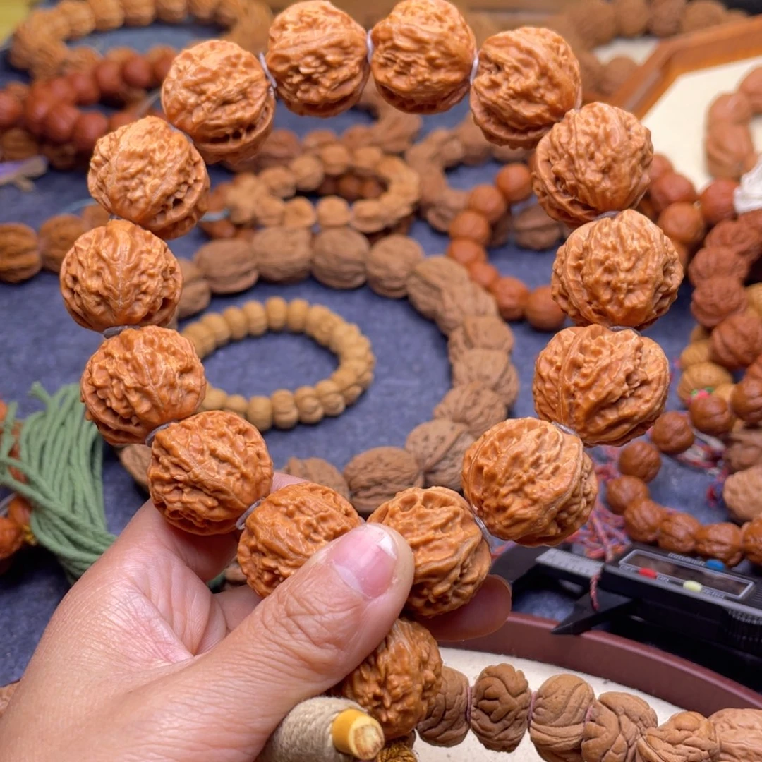 热***马文玩核桃吊坠秋子